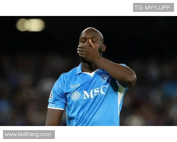 曼联绯闻：尤文图斯考虑报价卢卡库，是否留队成谜