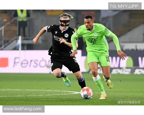 沙尔克04遭遇连败，客场不敌门兴格拉德巴赫，德甲前景黯淡